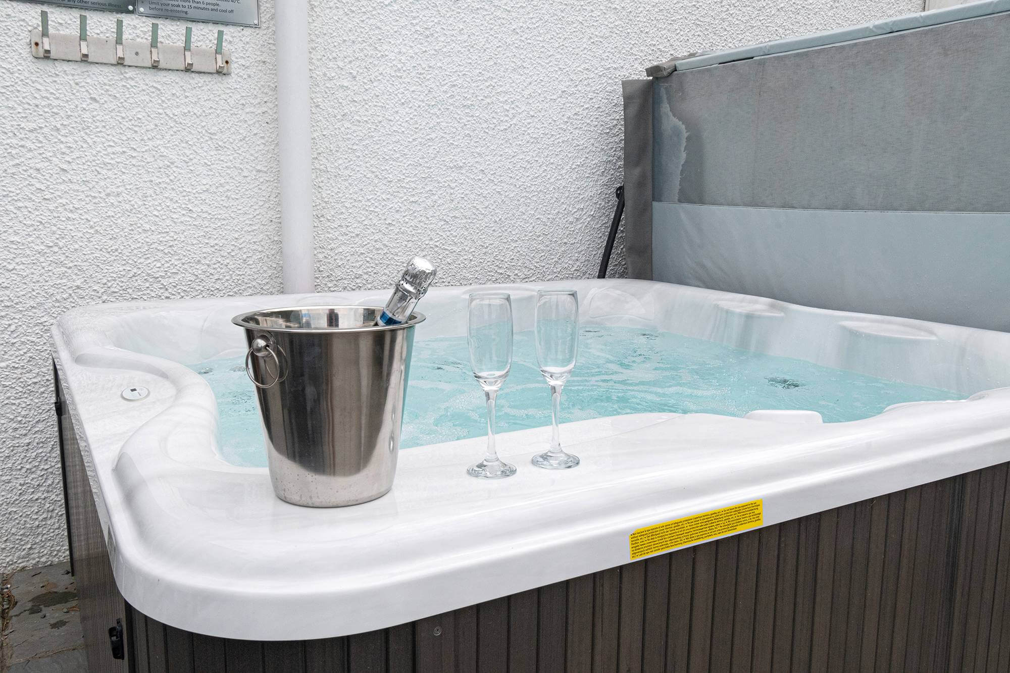 Bring the Luxury Into Your Wales Holiday With a Hot Tub! Anglesey Holidays